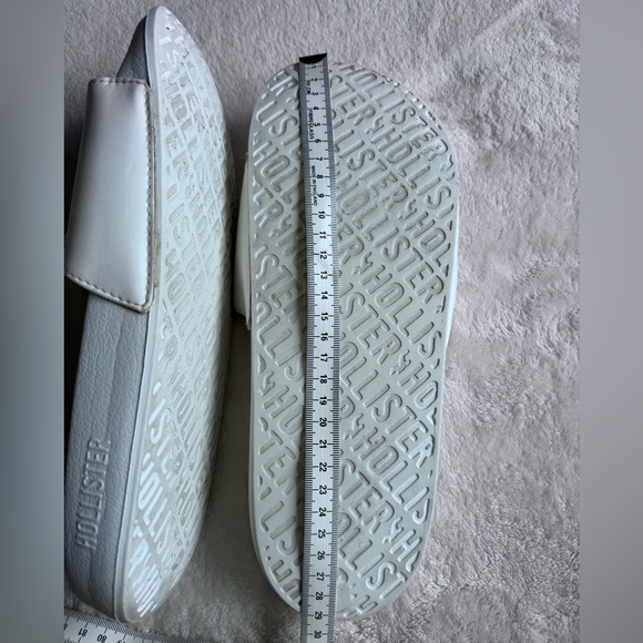 Hollister white unisex summer slides - Picture 2 of 3